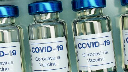COVID-19 Pandemisinin Son Durumu: Yeni Varyantlar ve Aşılama Hızı
